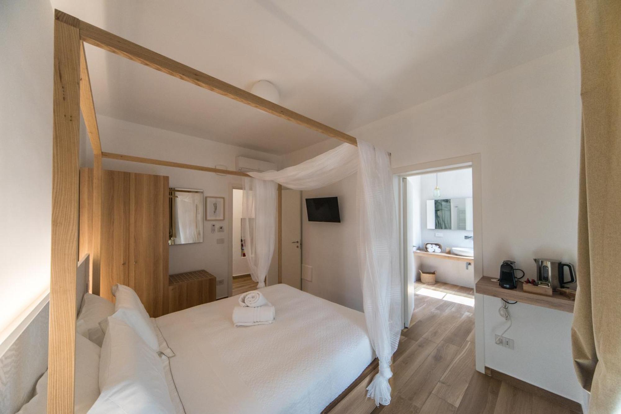 Suite Santa Chiara Trani Eksteriør billede