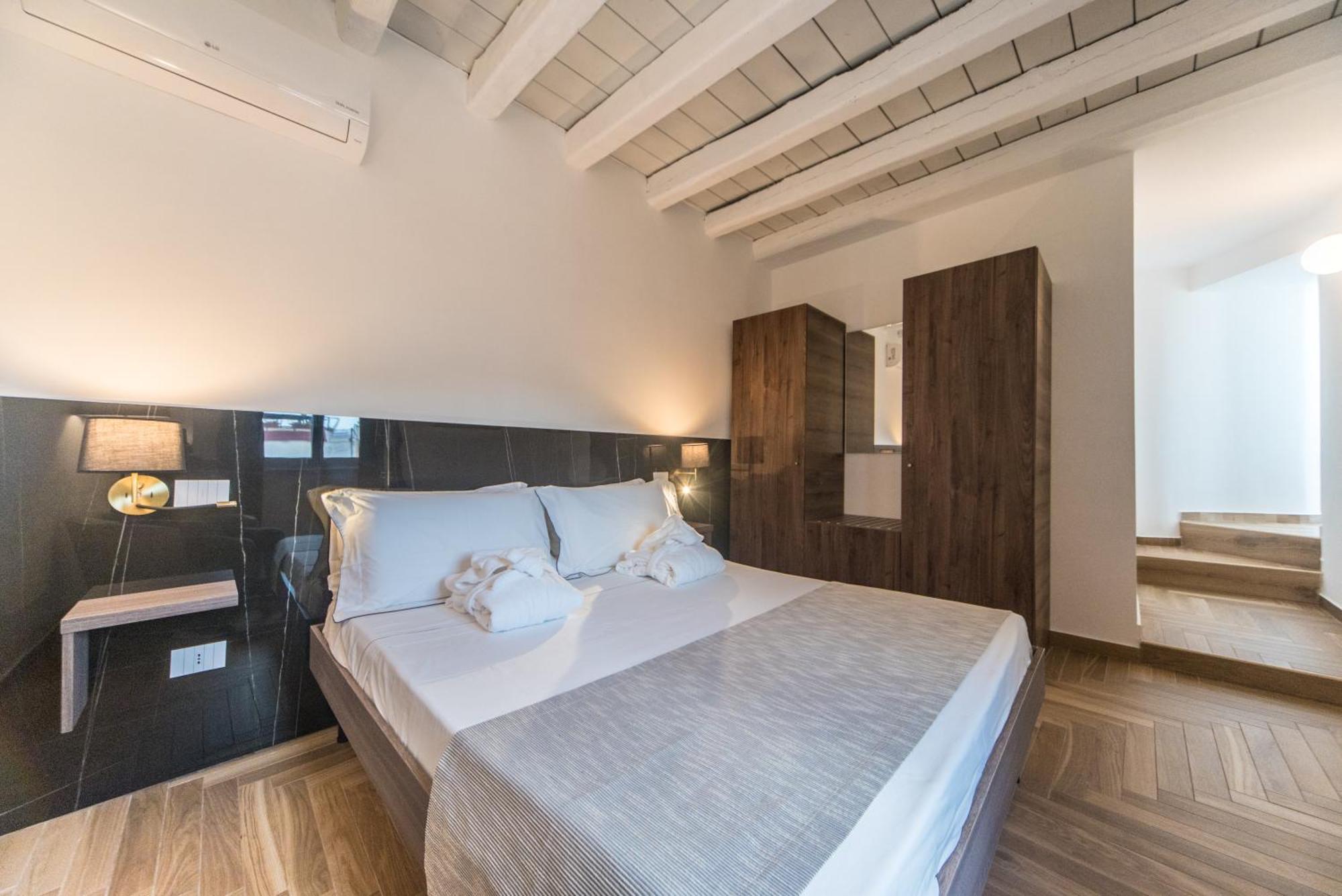 Suite Santa Chiara Trani Værelse billede